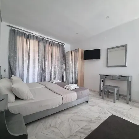 King Studio With Sofa Bed 20 *